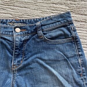 Old Navy mid rise, jean short